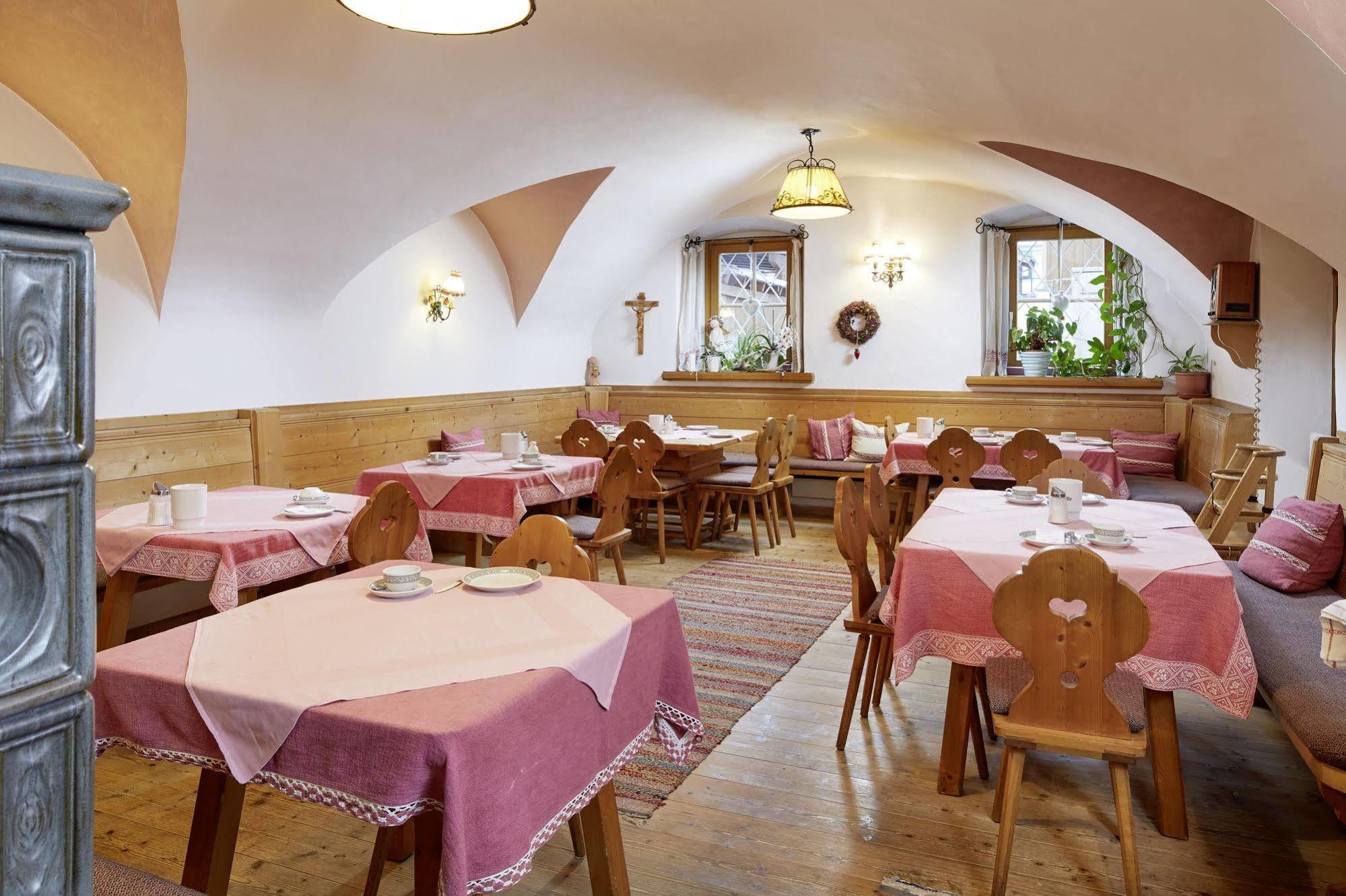 Pension Oberbraeu Mittersill Exterior photo